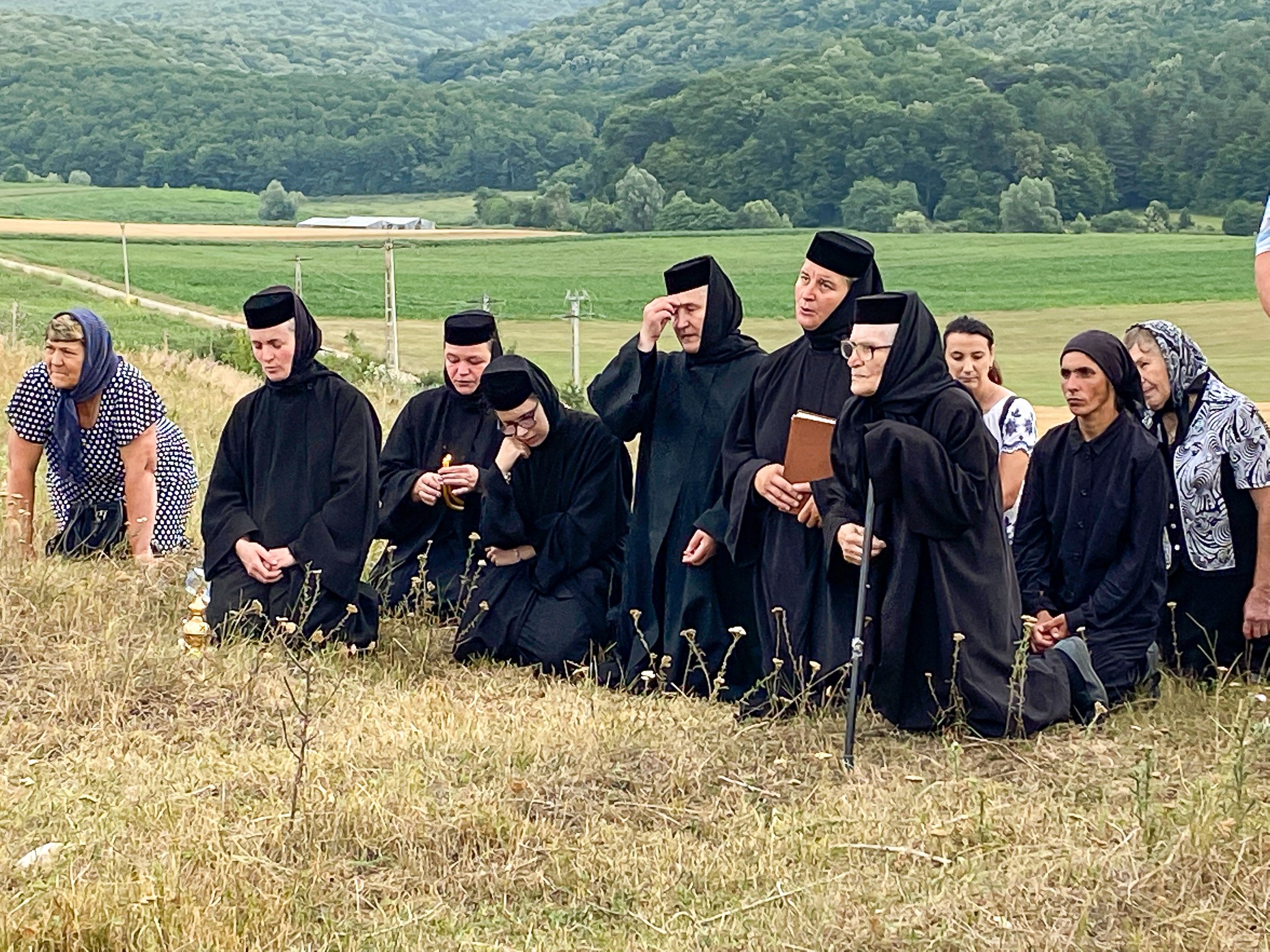 291742170_3265023540379840_2707927066016460535_n