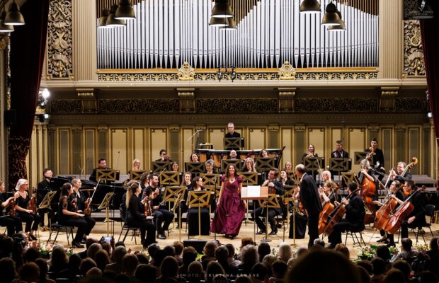 Teodora_Brody_Manchester_Camerata_2023_Enescu_Festival_c_Cristina_Tanase_620x400-1