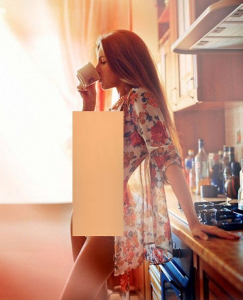 bea cafeaua la bucatarie0 