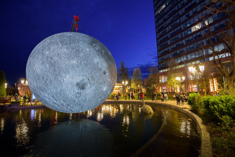 Museum_of_the_Moon_Iulius_Town_06